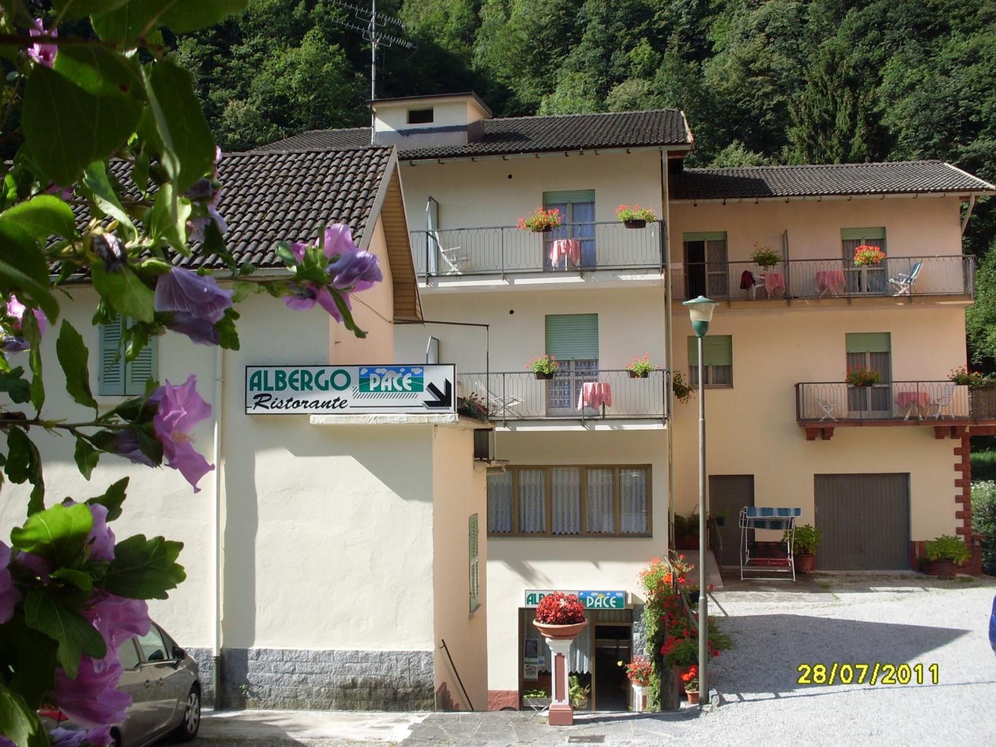 Albergo Ristorante Pace Bognanco Bagian luar foto