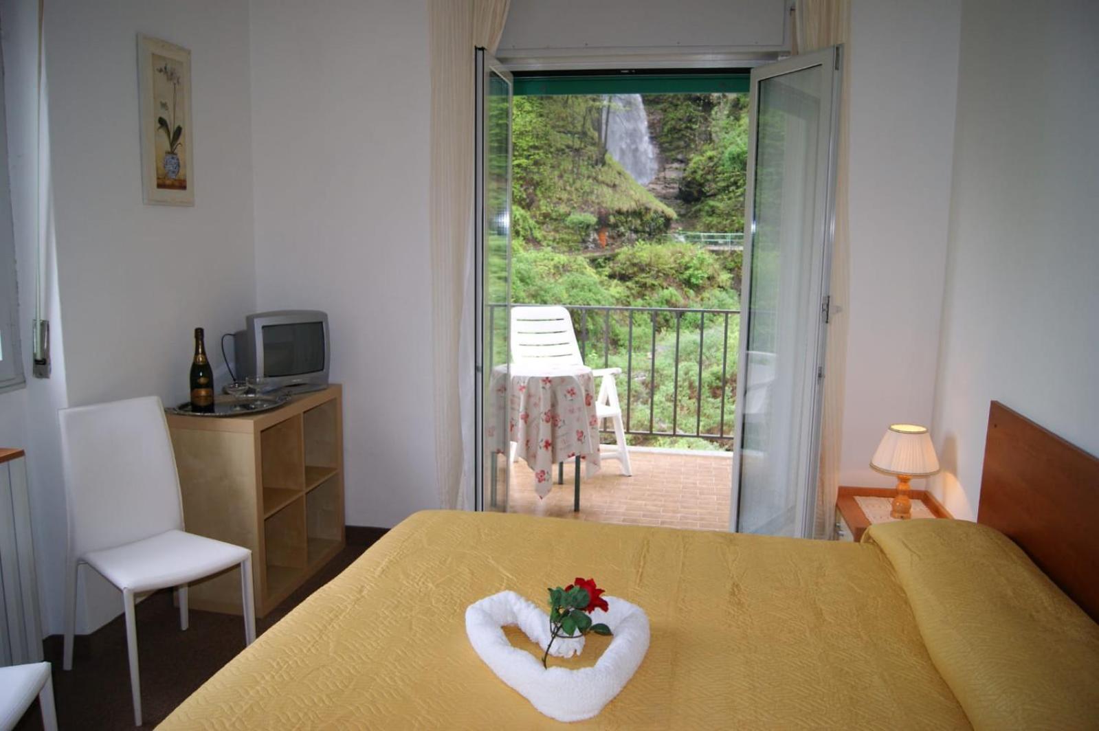 Albergo Ristorante Pace Bognanco Bagian luar foto
